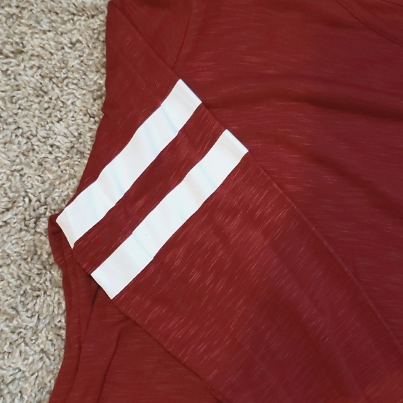 (3) shirt bundle Medium - Picture 10 of 14